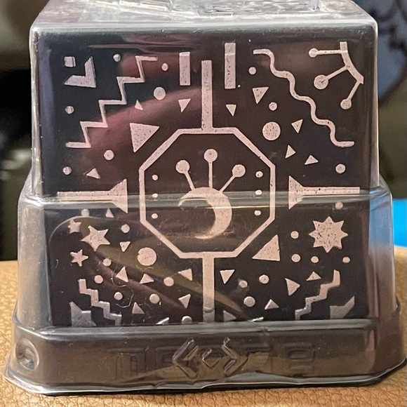 Geometric Design Storage Box - Picture 3 of 6